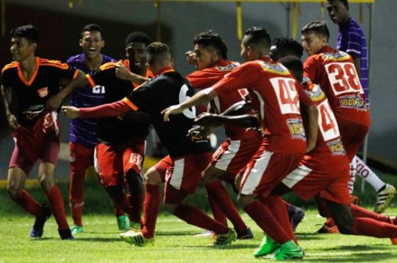 Vida es nuevo campeón del torneo de reservas en el fútbol hondureño. FOTO: Neptalí Romero.