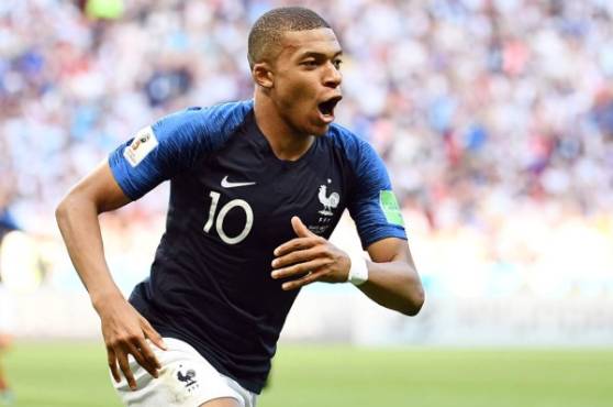 Kyliam Mbappé ha marcado un doblete con el que Francia está liquidando a Argentina y despachando a Messi del Mundial. Foto AFP