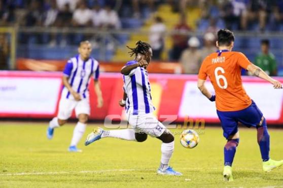 Alberth Elis ha tenido dos frente al marco pero no pudo resolverlas. FOTO: Yoseph Amaya.