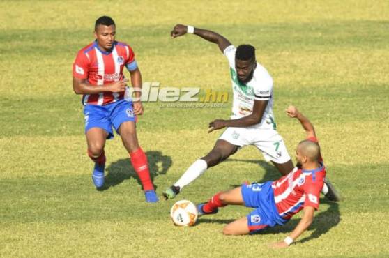 De momento los locales han sido más en el encuentro. Foto: Yoseph Amaya.