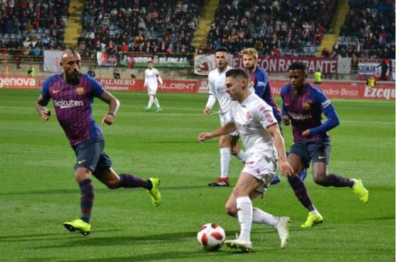 El Barça busca sacar una victoria en el campo del Cultural Leonesa.