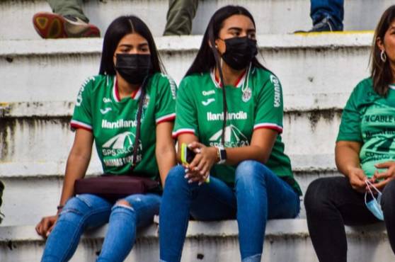 La afición ha acompañado al Marathón en este su estreno de Liga Nacional.