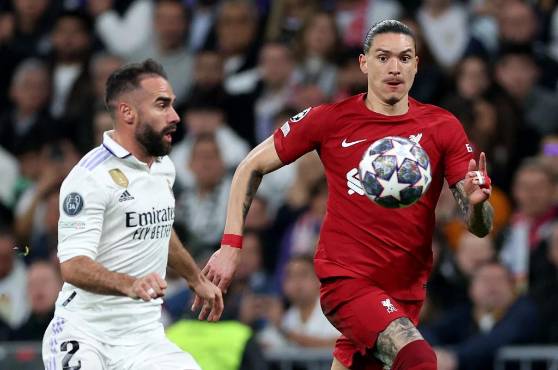 Con gol de Benzema, Real Madrid no tiene problemas con Liverpool y clasifica a los cuartos de final de la Champions