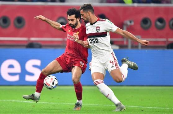 Liverpool y Flamengo no se regalan nada en la final del Mundial de Clubes. Fotos: AFP