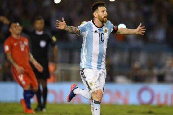 Messi festejando el gol que tiene a Argentina ganando 1-0 ante Chile. Foto AFP