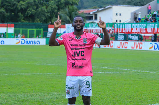 Marathón tiene en sus filas al actual goleador del torneo, el cual suma nueve tantos en 14 partidos.