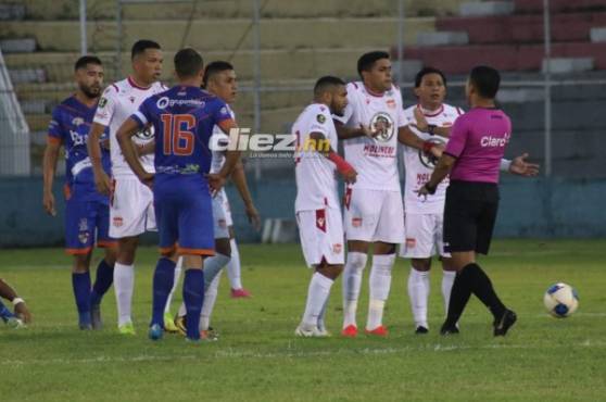 Vida tiene la ventaja tras haber ganado 3-1 en el partido de ida. Foto: Edgar Witty.