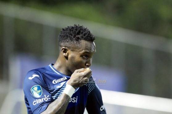 Rubilio Castillo marcó su tercer gol del torneo con el Motagua.