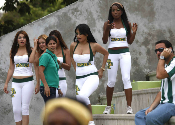Ambientazo en la jornada 12 del fútbol de Honduras