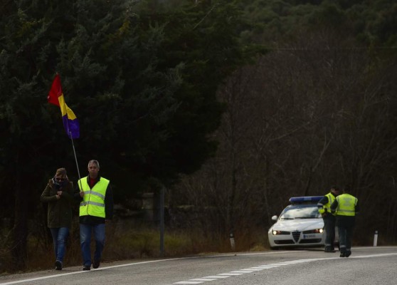 FOTOS: Seguridad de pies a cabeza en el Bernabéu para el clásico