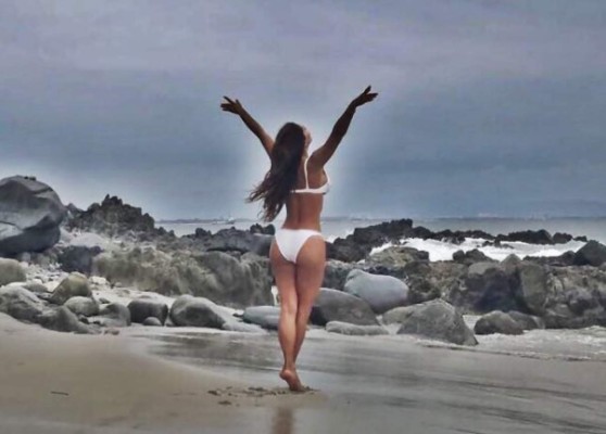 Ninel Conde, la explosiva chica que hizo vibrar los premios de la Liga MX