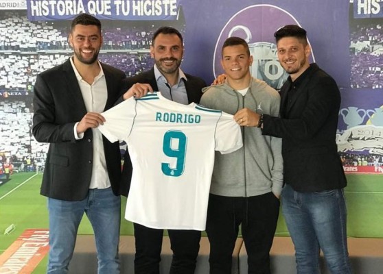 FICHAJES: PSG tienta a CR7; Madrid tiene nuevo delantero y pelea crack con el Barça