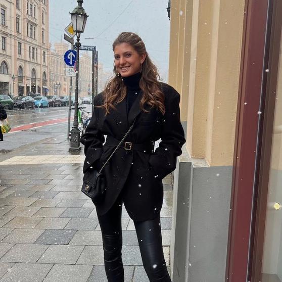 ¡Cazado! Michael Ballack está saliendo con una amiga de su difunto hijo y que es 24 años menor que el exjugador