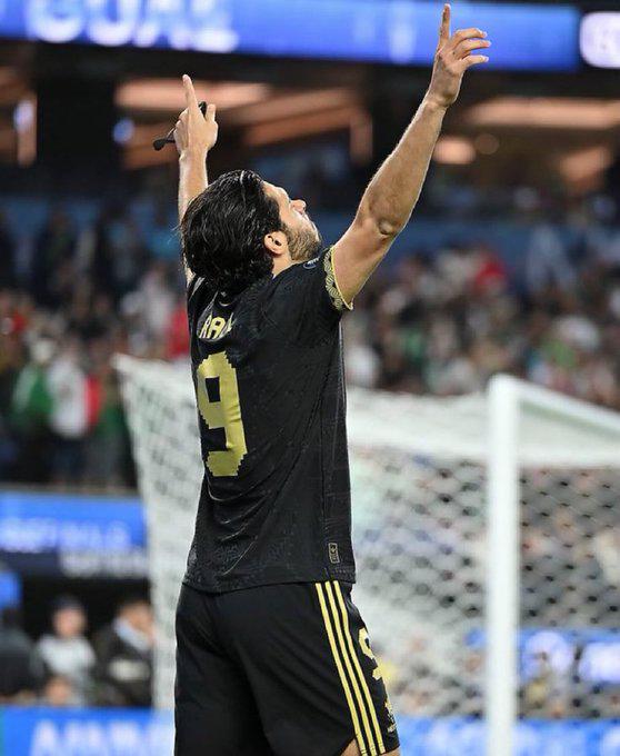 La burla de Raúl Jiménez a Panamá, lo que pasó con Chino Huerta y el reclamo del Vasco en el título de México en Concacaf