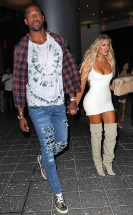 Bellezas muy famosas que no se resistieron y cayeron en los brazos de deportistas