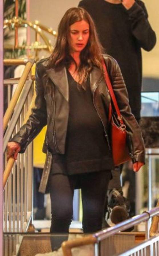 ¿Cómo luce? Así está Irina Shayk, exnovia de Cristiano Ronaldo tras dar a luz