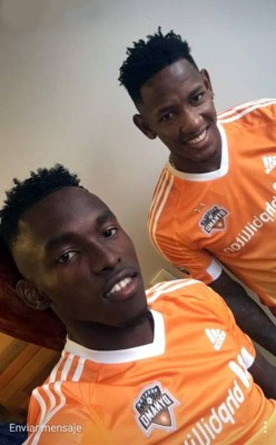 Así fue la presentación de Elis y Quioto con el Houston Dynamo
