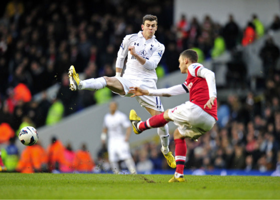 Tottenham se impone en el derby londinense.