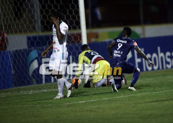 Las imágenes que no viste en televisión de la vibrante fecha 16