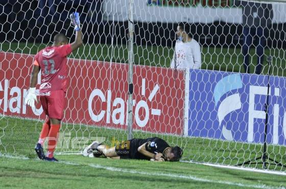 Gonzalo Klusener ha tenido una semana para el olvido fallando goles cantados.