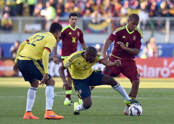Venezuela vence 1 a 0 a Colombia en su debut en la Copa América