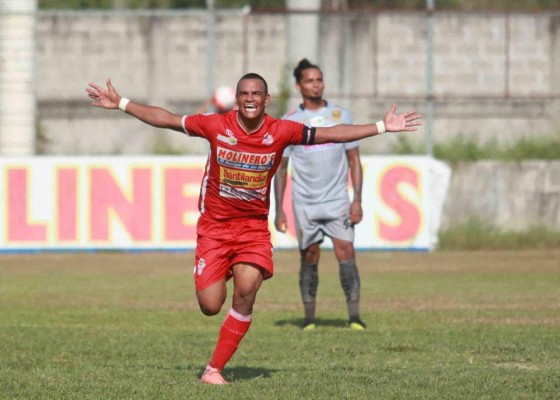 MERCADO: Cruz Azul preguntó por hondureño y Platense se rearma