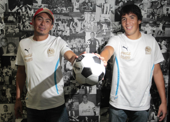 Tilguath y Rosano jugadores de Olimpia en DIEZ
