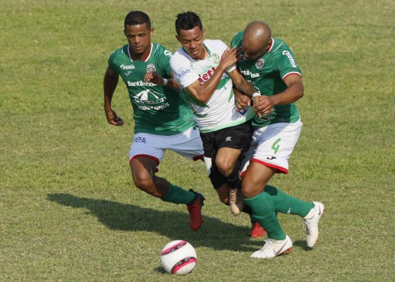 Fichajes: Henry Figueroa apunta al extranjero, Vida asusta y el anuncio de Real España sobre 'Buba' López