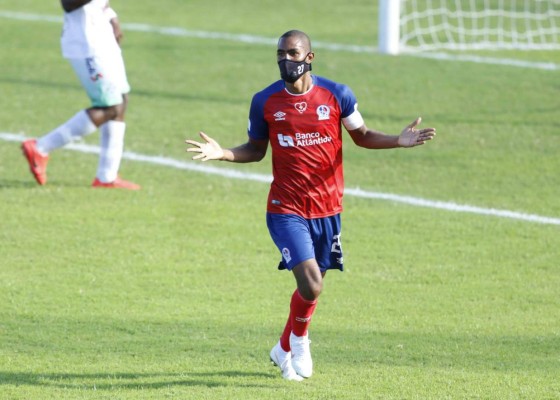 Ataque fulminante y bien resguardado: La alineación de Pedro Troglio para el Olimpia-Motagua