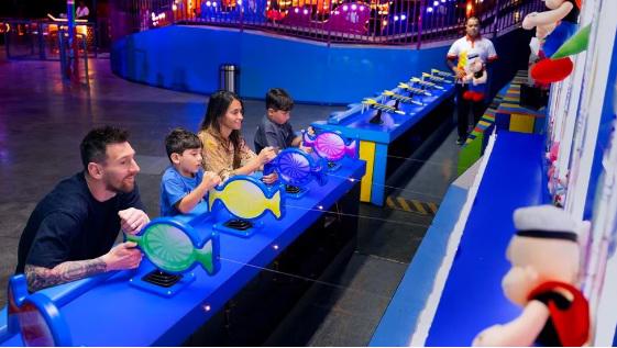 Las fotos que provocaron la ruptura entre PSG y Messi: Antonela deslumbra y dónde estaba Thiago, hijo mayor de Leo