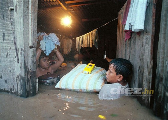 ETA le hace recordar a los hondureños lo catastrófico y mortífero que fue el huracán Mitch