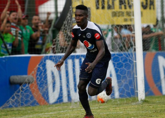 Rubilio Castillo entra en el Top 5 de los mejores goleadores del Motagua