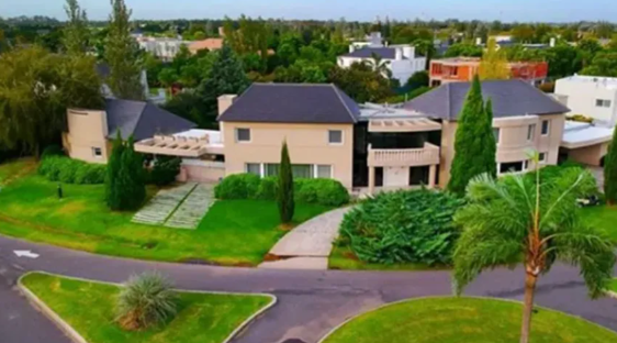 El barrio privado donde vive Messi en Rosario, el chat de los vecinos y la tecnología que usan para cuidarlo: ‘‘Déjenlo descansar’’