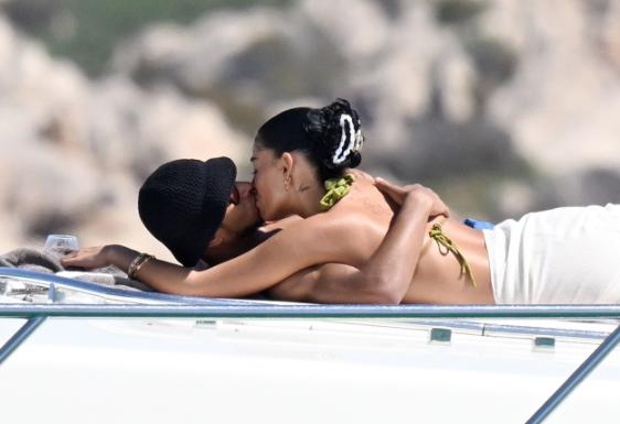 ¡Bien enamorados! Así fueron captados Bellingham con su espectacular novia mientras se recupera de su lesión