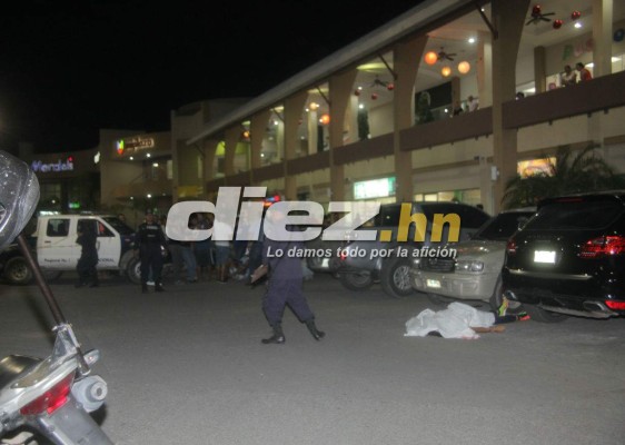 Desgarradoras imágenes en la escena del crimen donde asesinaron a Arnold Peralta