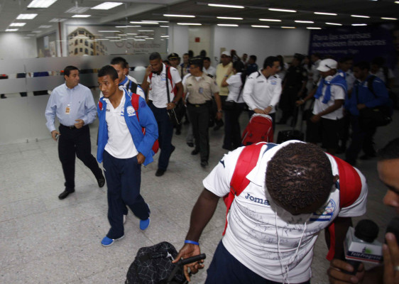 Locura en recibimiento de la Selección Sub 23