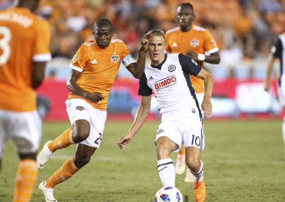 ¡Uno más! Los jugadores hondureños que han portado el gafete de capitán en el extranjero