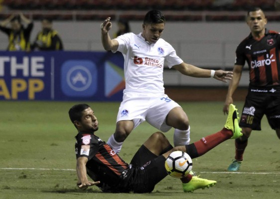 ¡VUELVEN! Así sería la primera convocatoria de Honduras con Carlos Tábora