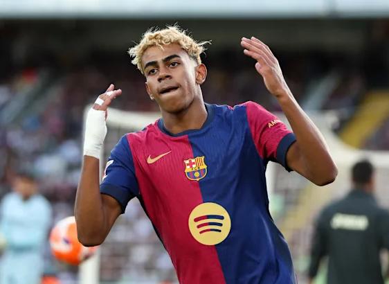 Alineación del Barcelona para golear al Olympiacos en la Champions: ¡la sorpresa de Hansi Flick en punta!