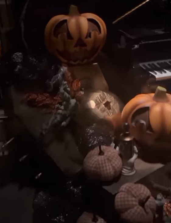 Brujas, fantasmas y calaveras: así luce la mansión del terror de Cristiano Ronaldo para Halloween