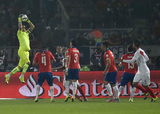 Chile venció 2-1 a Perú y pasa ala final de la Copa America 2015