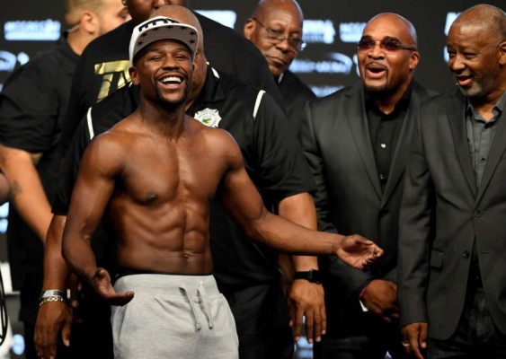 En fotos: Polémica e insultos entre Mayweather y McGregor a un día de la pelea