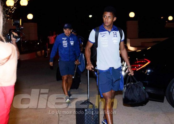 Rostros tristes, abatidos y un desertor: Así fue la llegada de Honduras a Los Ángeles