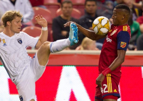 Fichajes: Real España prepara bajas; Marathón busca refuerzos y hay nuevos legionarios