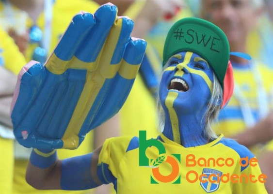 EL COLOR: Todas las imágenes del ambiente del Suecia vs Suiza