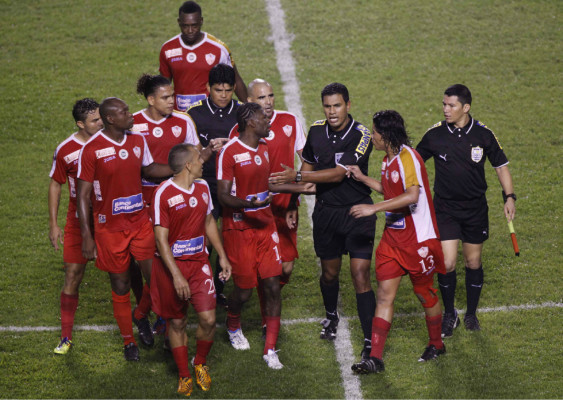 Atlético Choloma deja eliminado a Marathón.