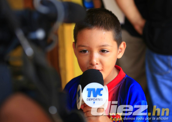 Aldea SOS visita al Real España.