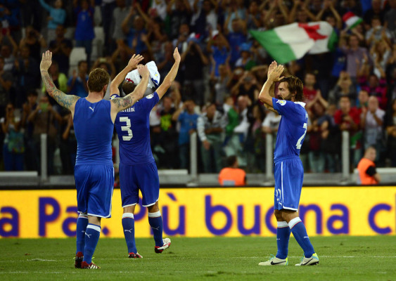 Las mejores imagenes de este Martes en las eliminatorias en Europa.