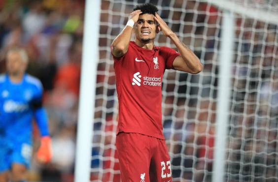 Liverpool deja dudas en el inicio de Champions pero logra derrotar con muchos aprietos a un Ajax muy respondón