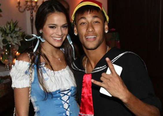 Bruna Marquezine confirma que terminó su relación con Neymar
